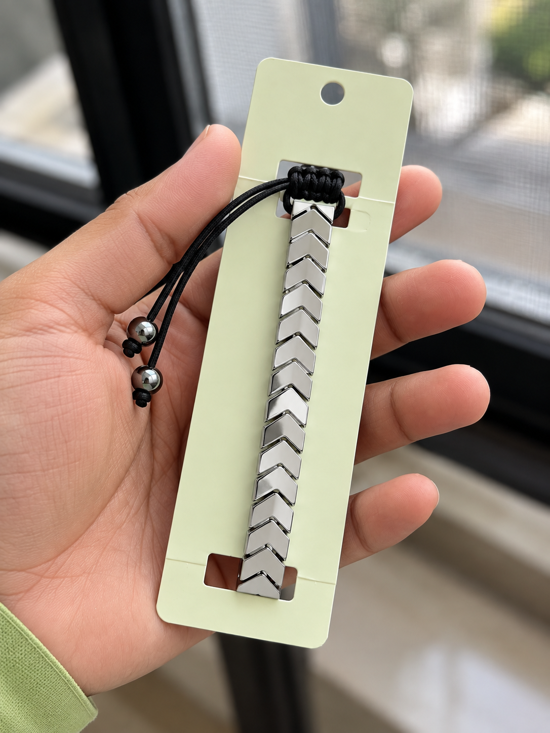 Silver Chevron Link Bracelet – Modern Style & Everyday Elegance